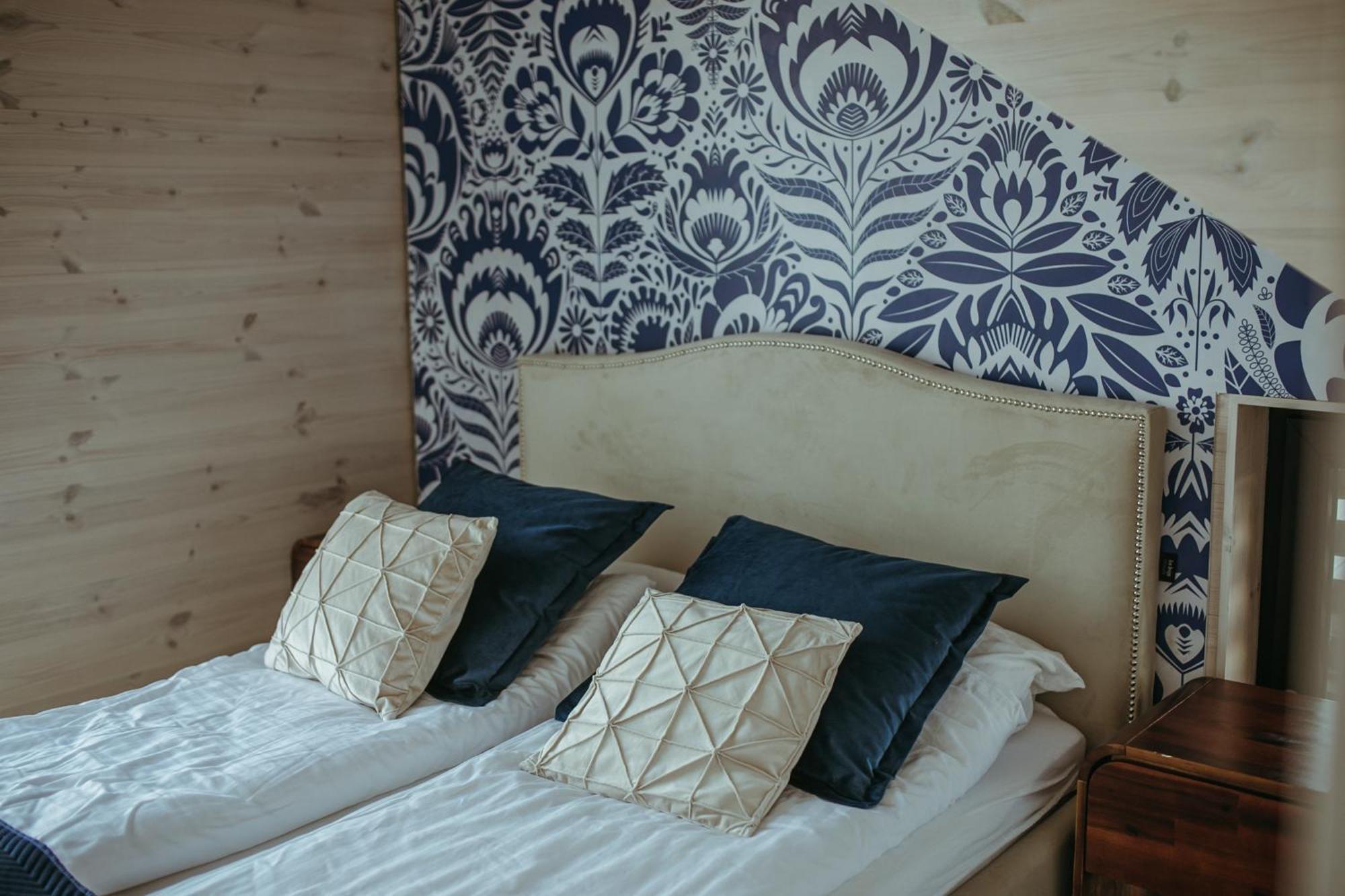 Grand Ht Houseboats - Domki Na Wodzie - Sauna, Jacuzzi, Kominek Mielno  Δωμάτιο φωτογραφία